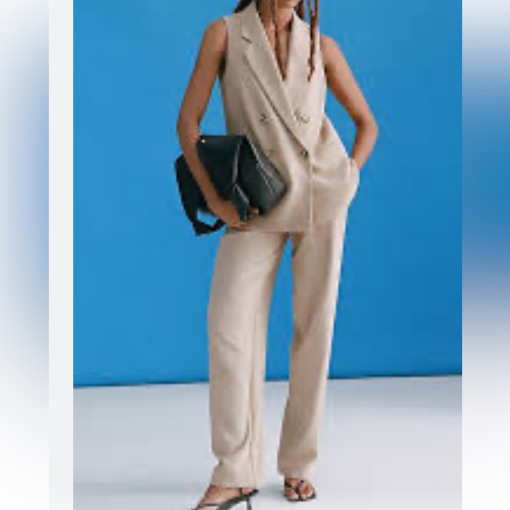 David Hollis 2pc Taupe Sleeveless Pant Suit